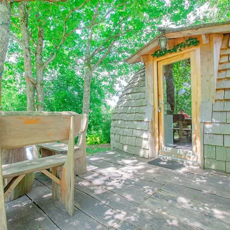 La Pom De Pin Hébergement de vacances *