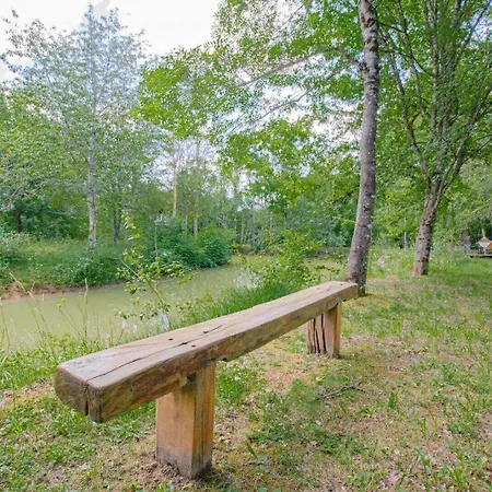 Holiday home La Pom De Pin Chennegy